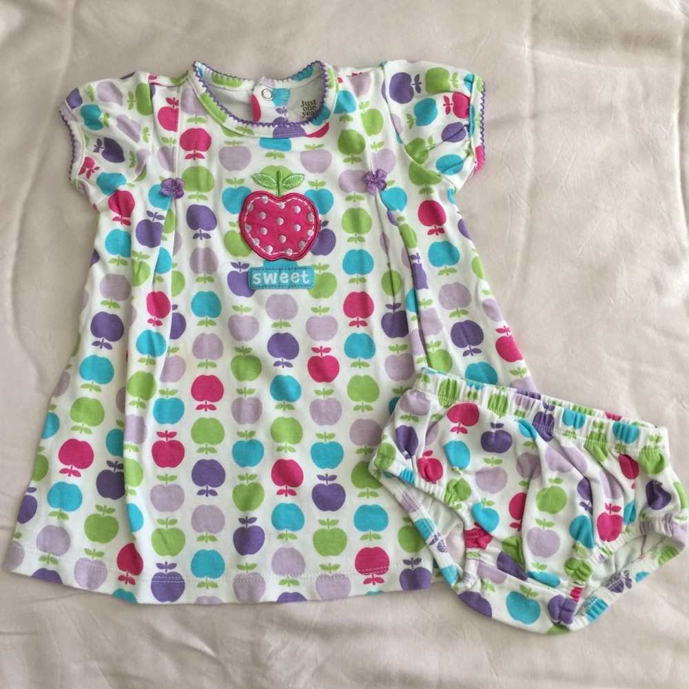 Cute carter’s dress